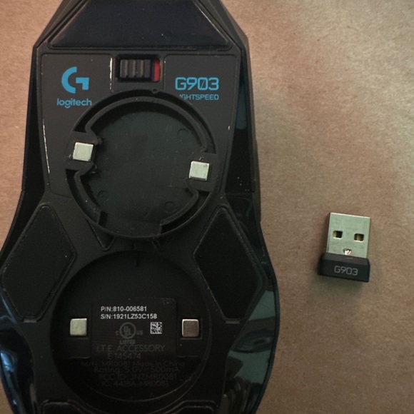 Logitech g903 light speed gaming mouse - Picture 3 of 3